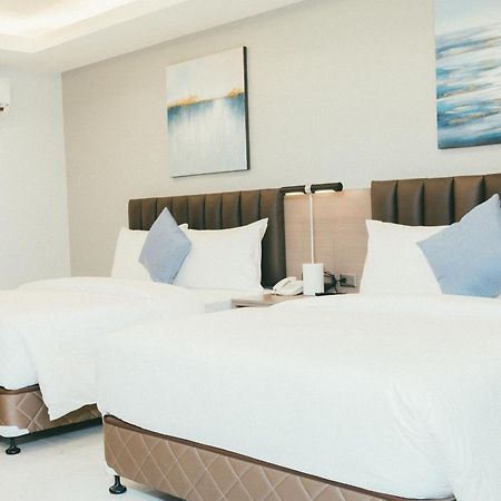 Ns Royal Hotel Cebu Luaran gambar