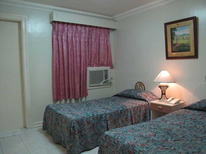 Ns Royal Hotel Cebu Luaran gambar